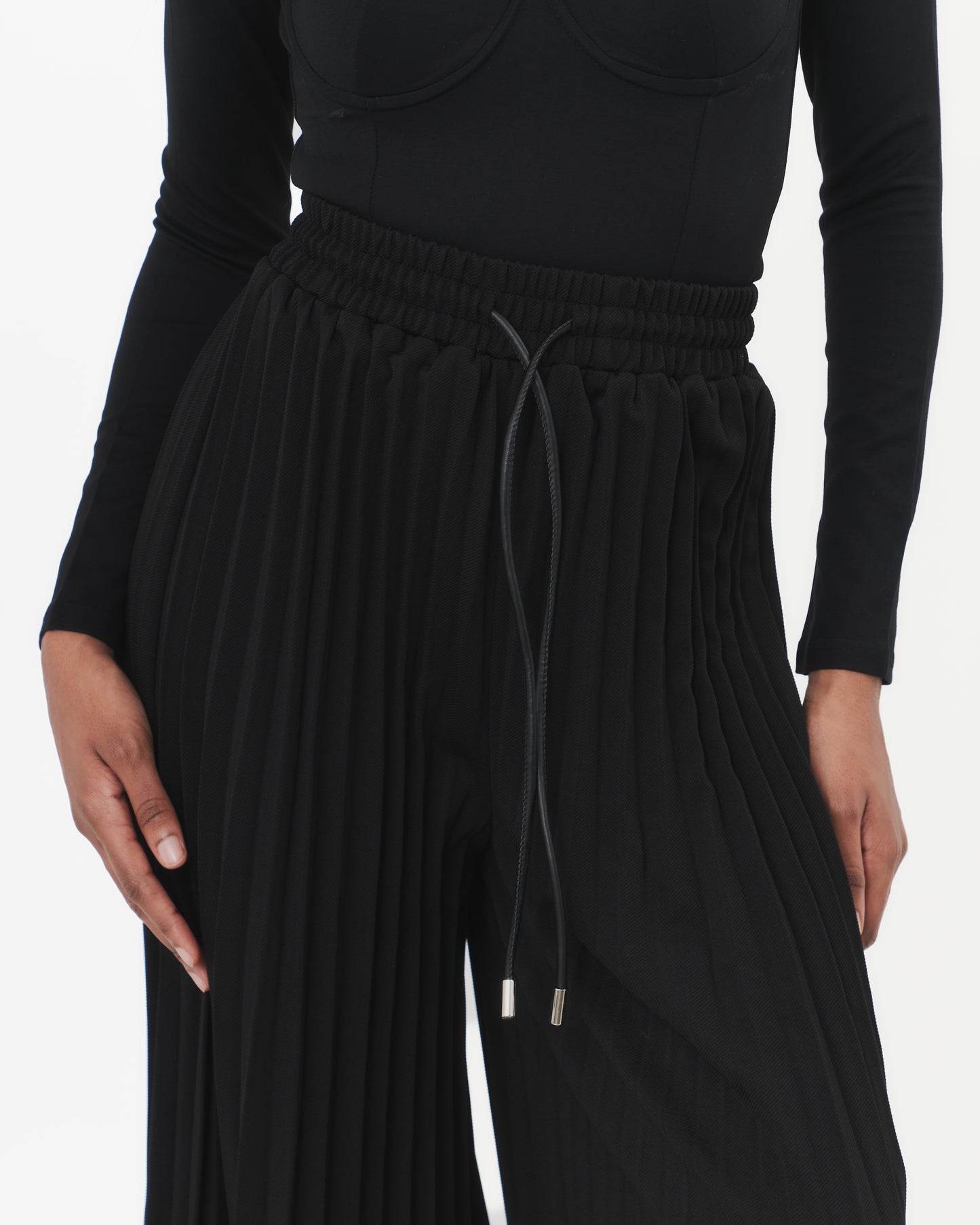 Tracey Pleated Pants in Black (Redesigned)