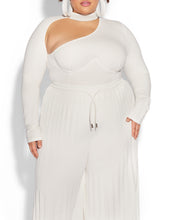 Load image into Gallery viewer, Tracey Pleated Pants in White (NEW WAISTBAND)
